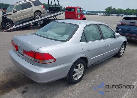 2001 Honda Accord 2.3 Lx from USA, damaged, VIN 1HGCG56591A093560